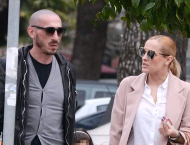 Ε. Ασημακοπούλου - Μπ. Τσιρίλο: Ερωτευμένοι στη Μύκονο (φωτό)